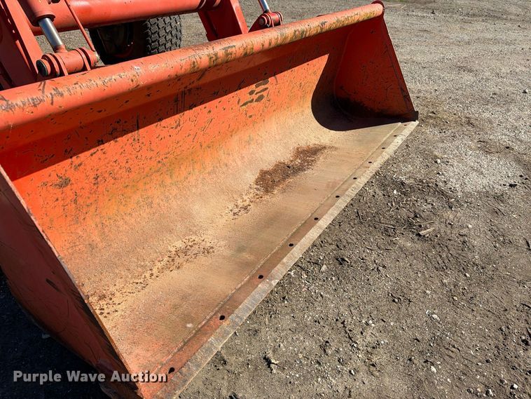 image for item FG3061 Kubota L4330D MFWD tractor