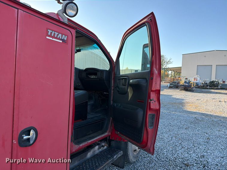 image for item FG3063 2007 Chevrolet C4500 utility / service truck