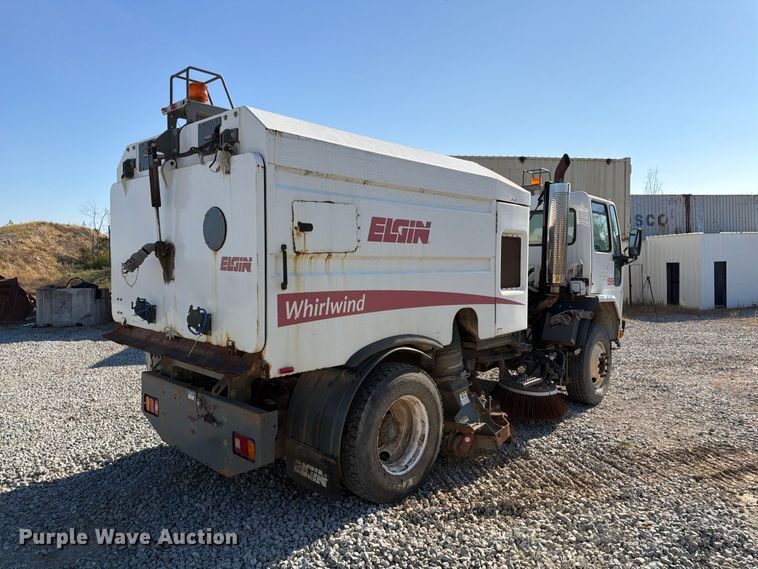 image for item FG3064 2006 Elgin SC8000 street sweeper truck