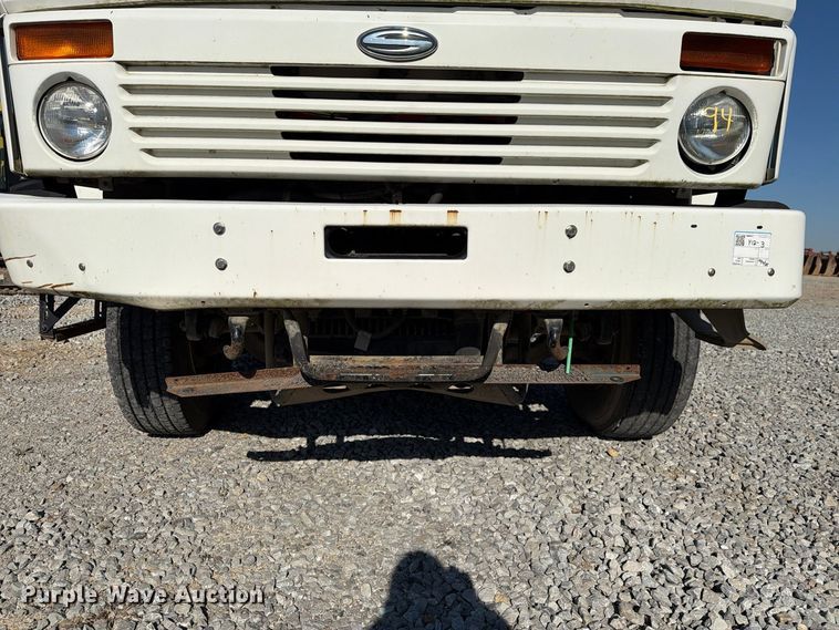 image for item FG3064 2006 Elgin SC8000 street sweeper truck