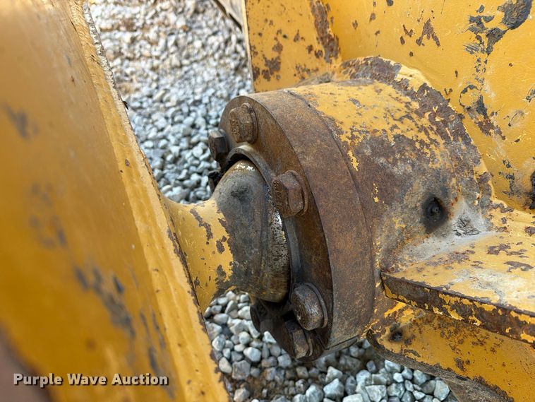 image for item FG3067 2011 Caterpillar D6T dozer