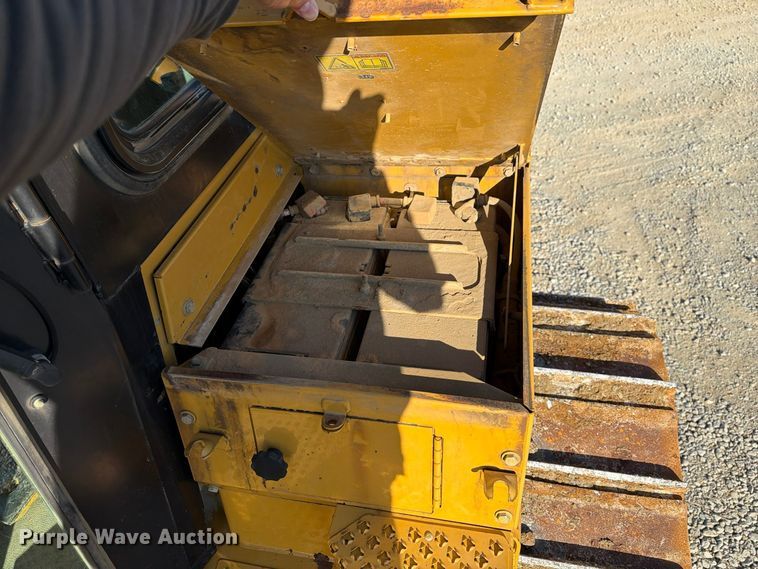 image for item FG3067 2011 Caterpillar D6T dozer