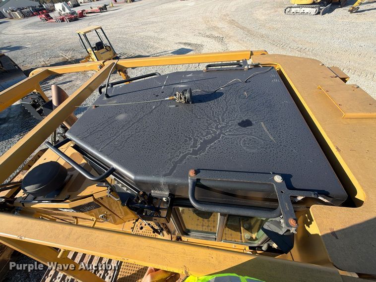 image for item FG3067 2011 Caterpillar D6T dozer