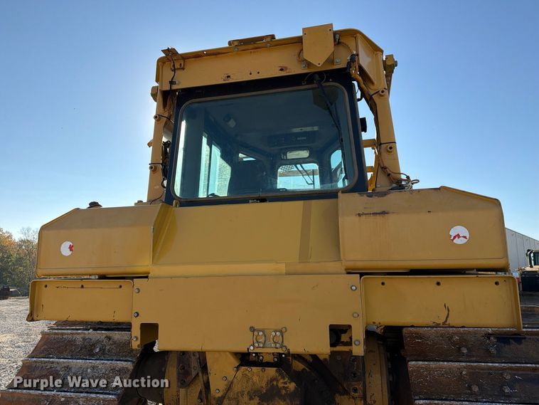 image for item FG3067 2011 Caterpillar D6T dozer