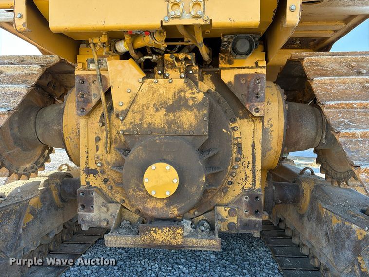 image for item FG3067 2011 Caterpillar D6T dozer