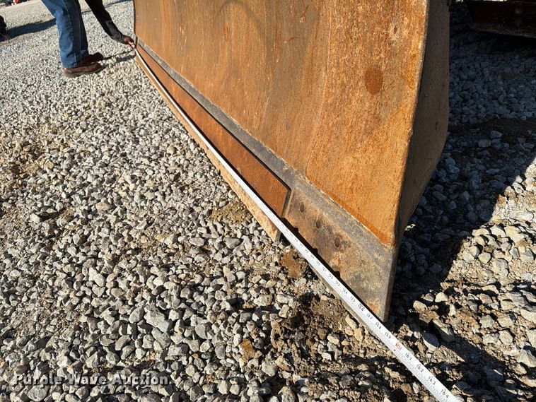image for item FG3067 2011 Caterpillar D6T dozer
