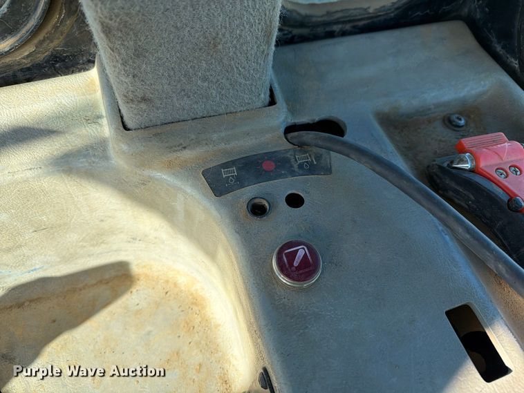 image for item FG3067 2011 Caterpillar D6T dozer