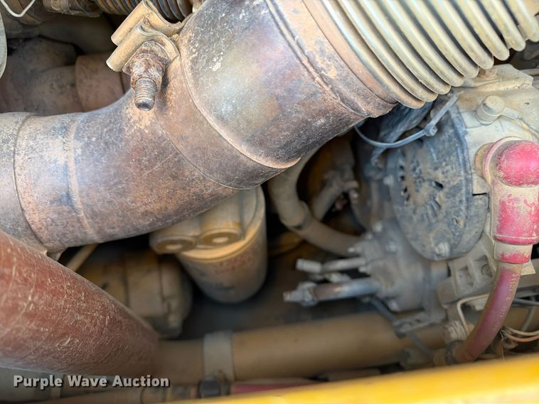 image for item FG3067 2011 Caterpillar D6T dozer