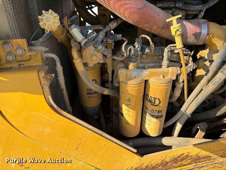 image for item FG3067 2011 Caterpillar D6T dozer