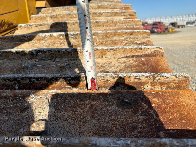 image for item FG3067 2011 Caterpillar D6T dozer