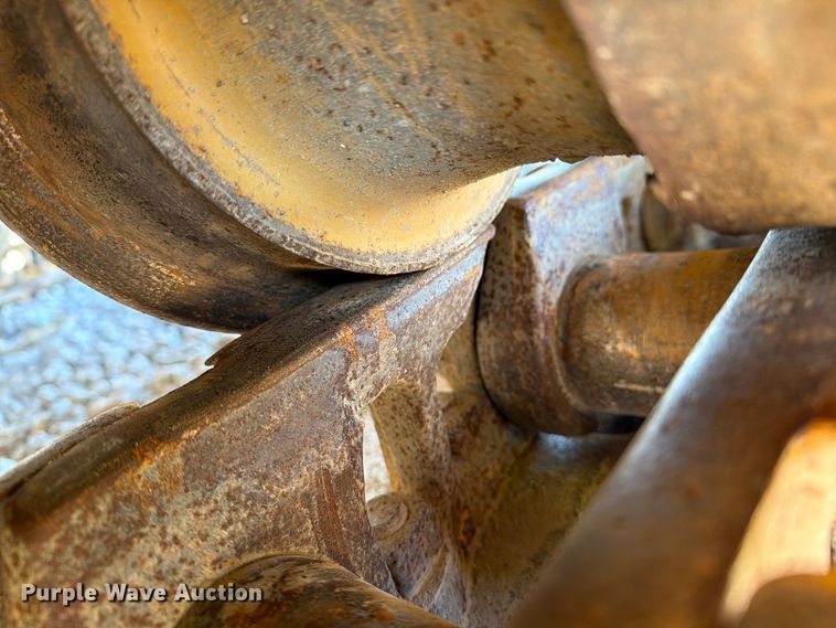 image for item FG3067 2011 Caterpillar D6T dozer