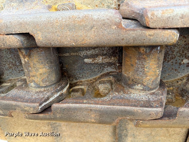 image for item FG3067 2011 Caterpillar D6T dozer