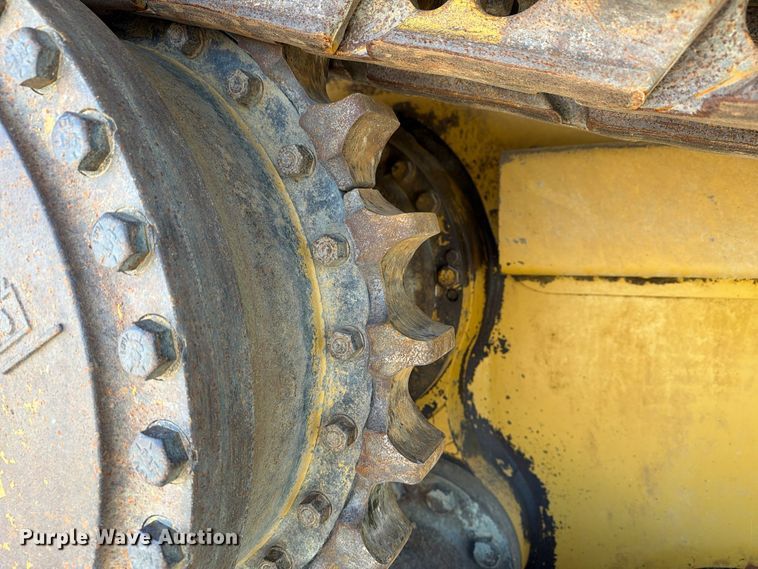 image for item FG3067 2011 Caterpillar D6T dozer