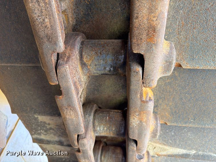 image for item FG3067 2011 Caterpillar D6T dozer