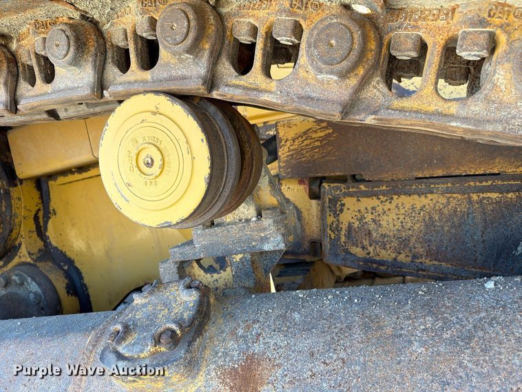 image for item FG3067 2011 Caterpillar D6T dozer