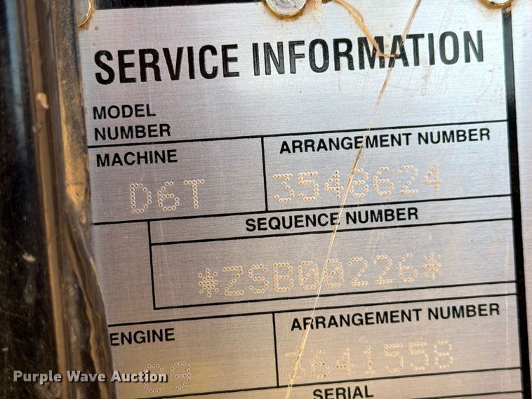 image for item FG3067 2011 Caterpillar D6T dozer
