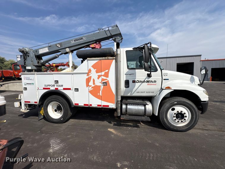 image for item FK2170 2012 International 4300 utility / service truck