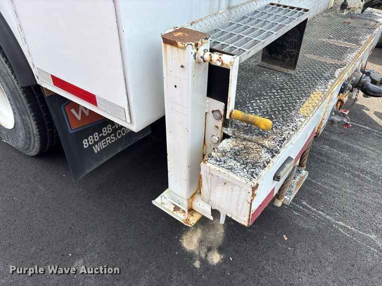 image for item FK2170 2012 International 4300 utility / service truck