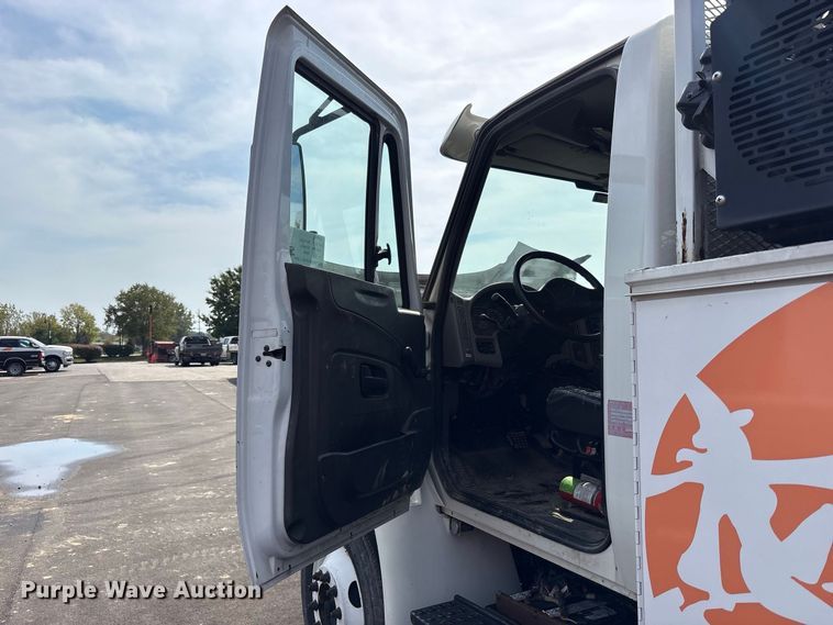 image for item FK2170 2012 International 4300 utility / service truck