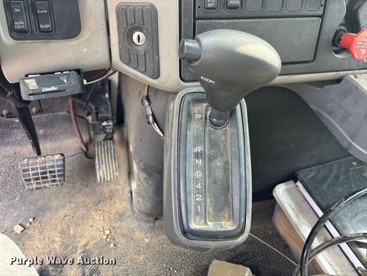 image for item FK2170 2012 International 4300 utility / service truck
