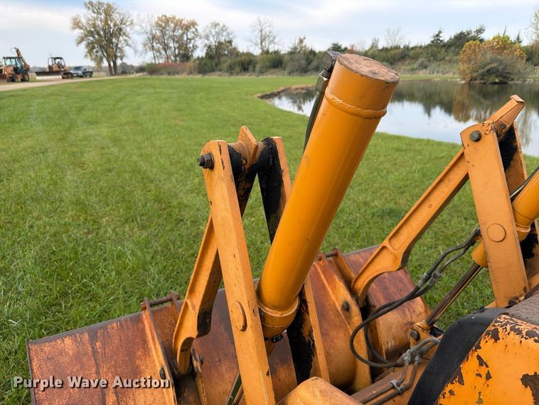 image for item FK4207 2005 Case 580M backhoe