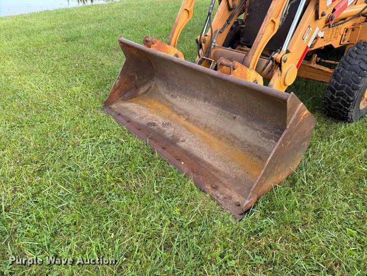 image for item FK4207 2005 Case 580M backhoe