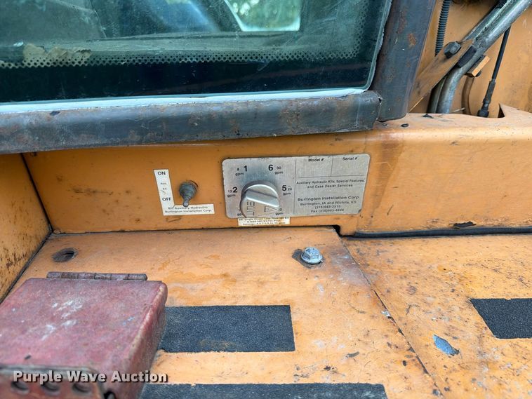 image for item FK4207 2005 Case 580M backhoe