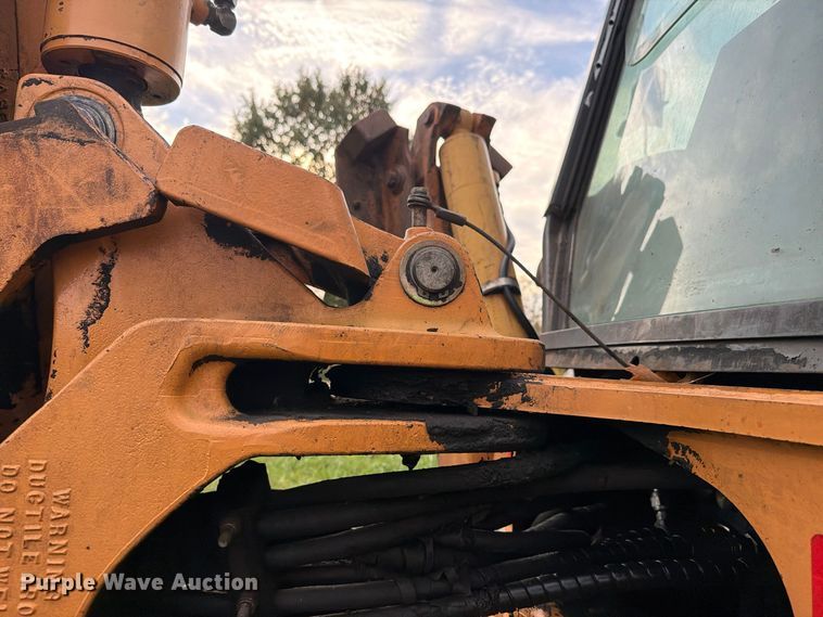 image for item FK4207 2005 Case 580M backhoe