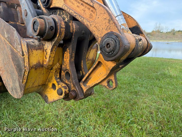 image for item FK4207 2005 Case 580M backhoe