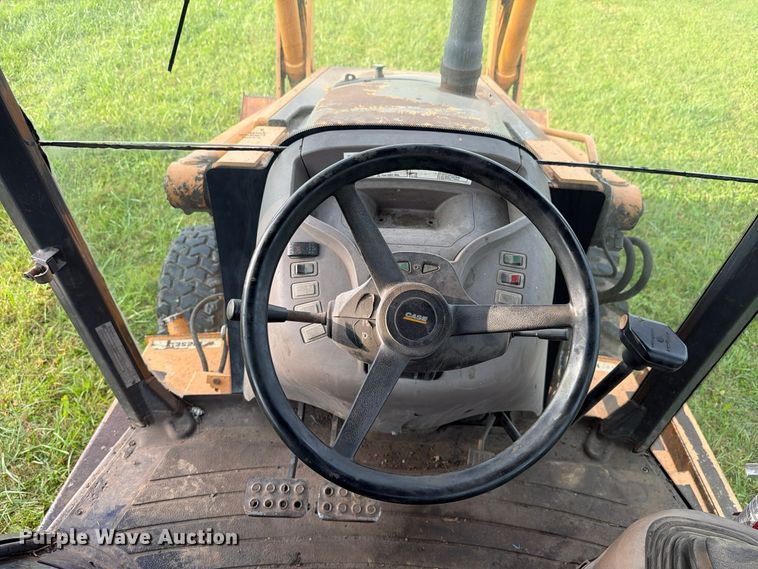 image for item FK4207 2005 Case 580M backhoe