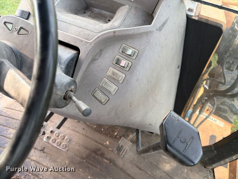 image for item FK4207 2005 Case 580M backhoe
