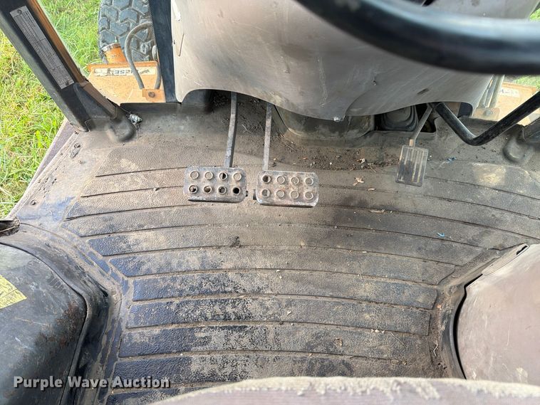 image for item FK4207 2005 Case 580M backhoe