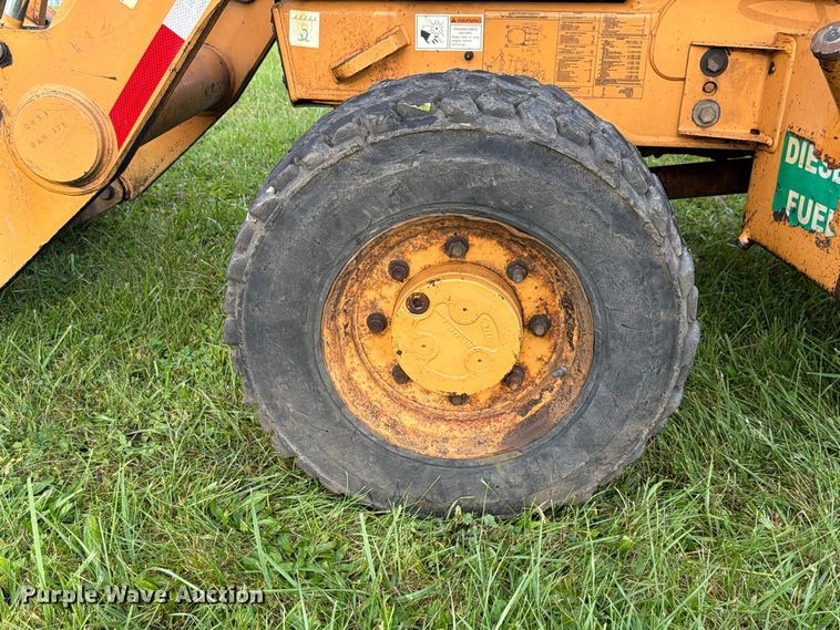 image for item FK4207 2005 Case 580M backhoe