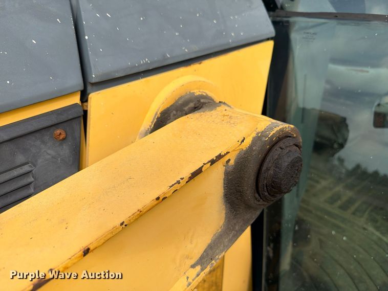 image for item FK4208 2006 John Deere 310G backhoe