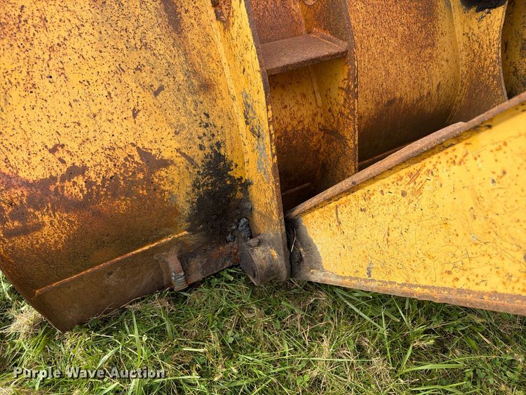 image for item FK4208 2006 John Deere 310G backhoe