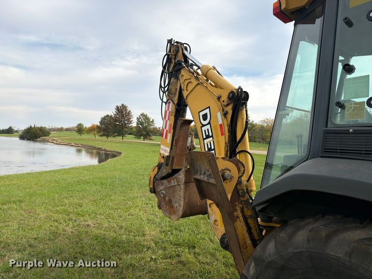 image for item FK4208 2006 John Deere 310G backhoe