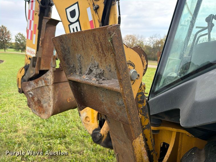 image for item FK4208 2006 John Deere 310G backhoe