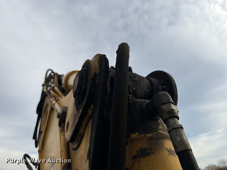 image for item FK4208 2006 John Deere 310G backhoe