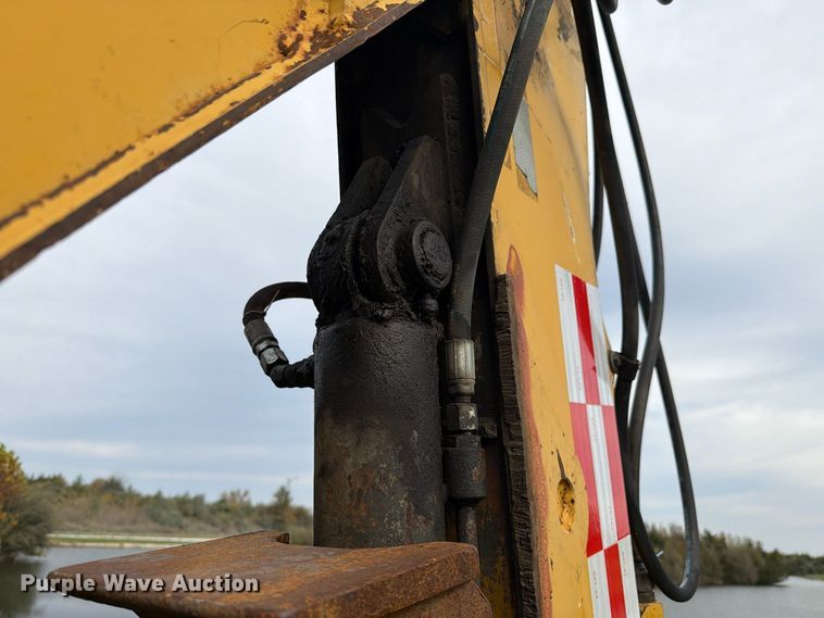 image for item FK4208 2006 John Deere 310G backhoe