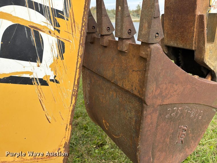 image for item FK4208 2006 John Deere 310G backhoe