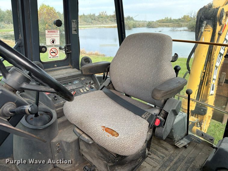 image for item FK4208 2006 John Deere 310G backhoe