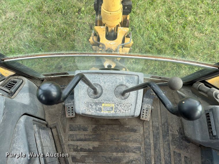 image for item FK4208 2006 John Deere 310G backhoe
