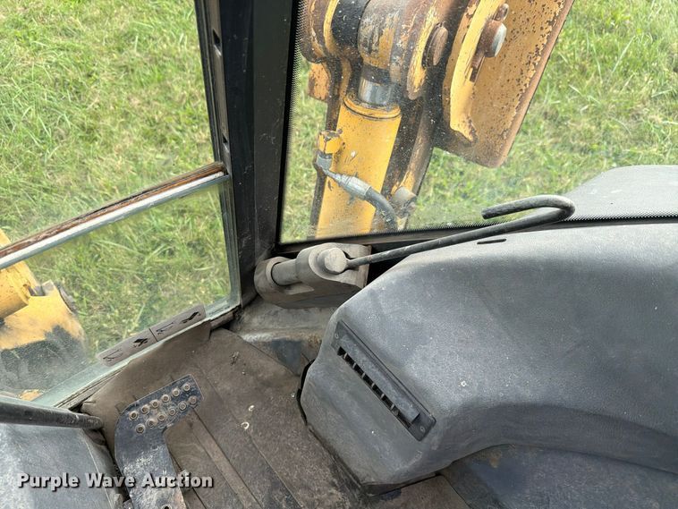 image for item FK4208 2006 John Deere 310G backhoe