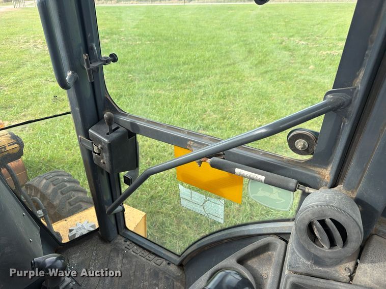 image for item FK4208 2006 John Deere 310G backhoe