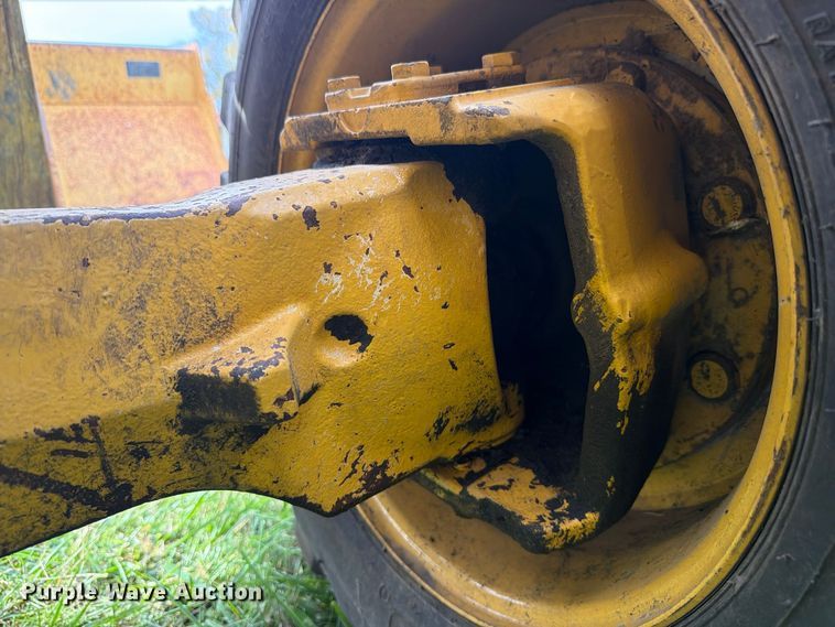 image for item FK4208 2006 John Deere 310G backhoe