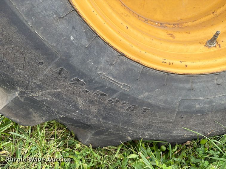 image for item FK4208 2006 John Deere 310G backhoe