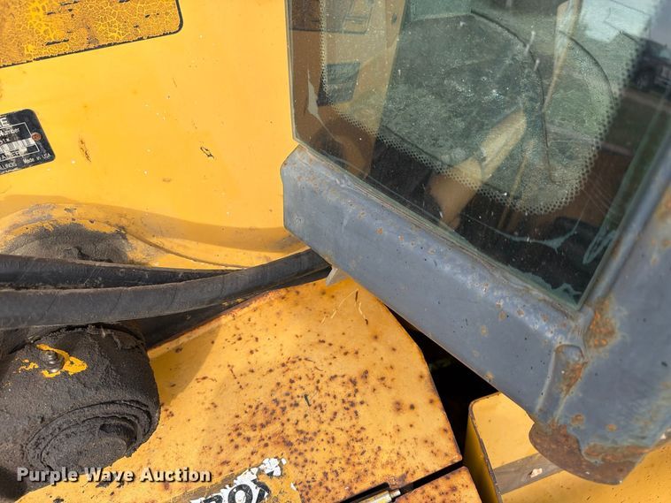 image for item FK4208 2006 John Deere 310G backhoe