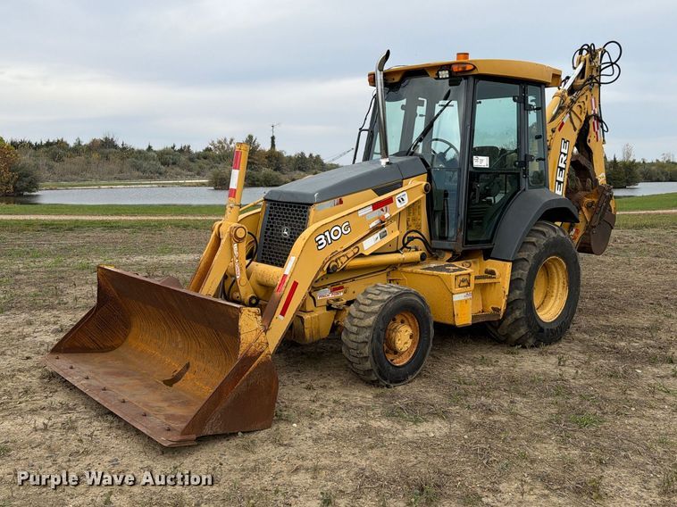 image for item FK4209 2006 John Deere 310G backhoe