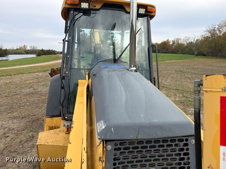 image for item FK4209 2006 John Deere 310G backhoe