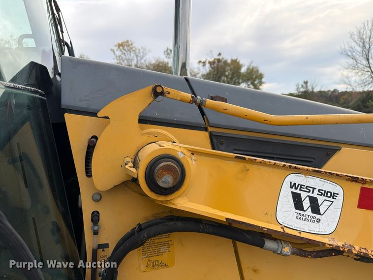 image for item FK4209 2006 John Deere 310G backhoe